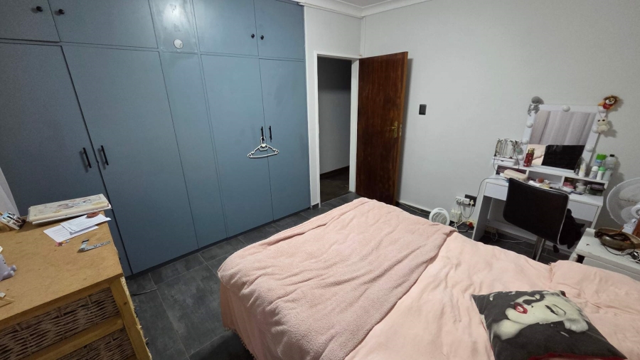 5 Bedroom Property for Sale in Fichardt Park Free State